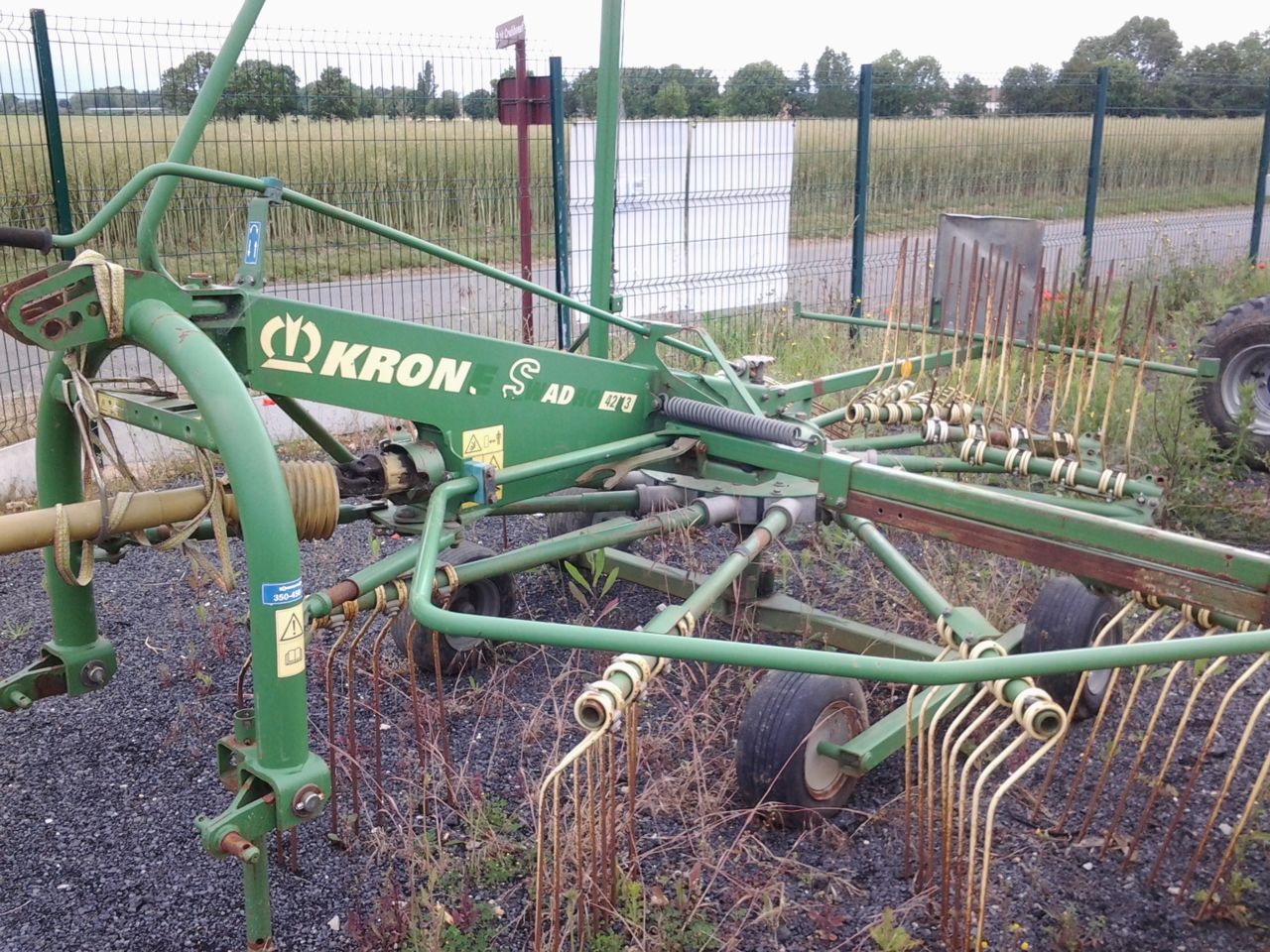 E-FARM: Krone Swadro 42 - Tedder - id DCUNMU2 - Year of construction: 2011 - France