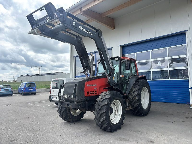 E-FARM: Valtra 8050 - Tractor - id PGICDMP - €30,000 - Year of construction: 1996 - Engine hours: 14,700,Engine power (HP): 110,Austria