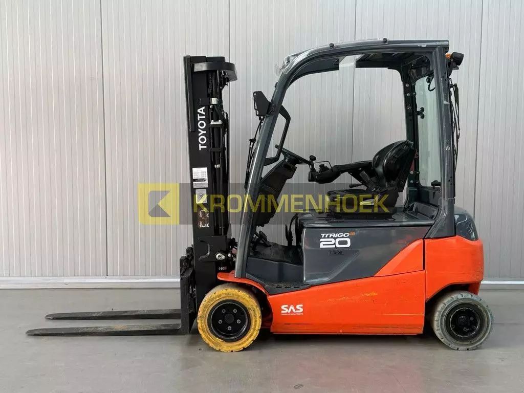 TOYOTA 8 fbm 20 t Gabelstapler 12.900 €