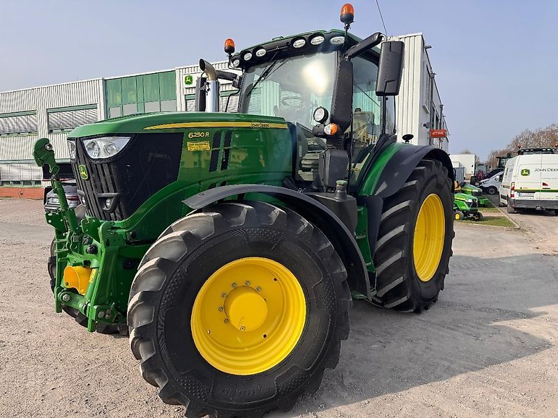 John Deere 6250 R Τρακτέρ 139.900 €