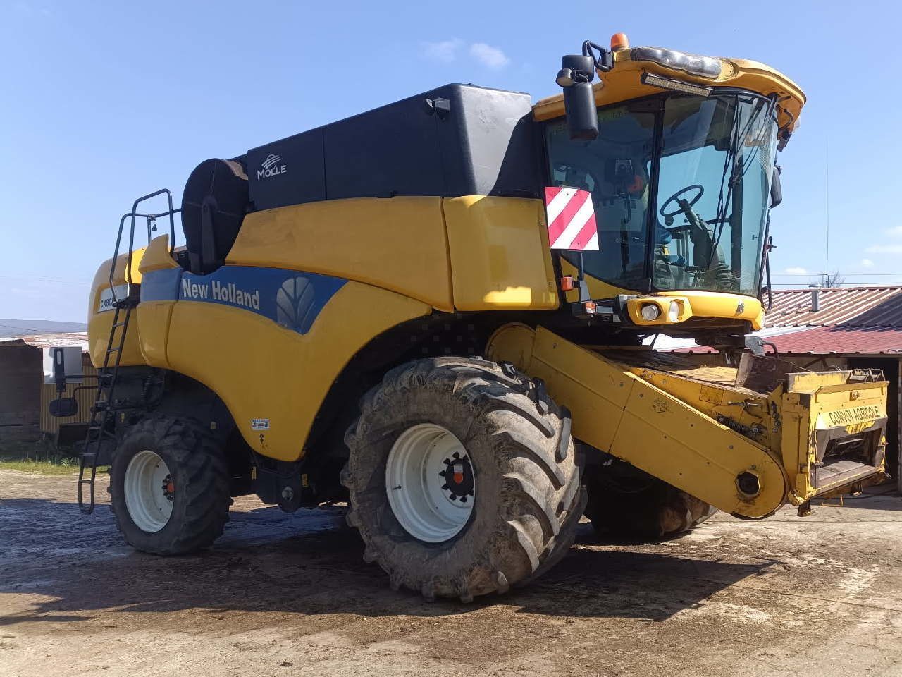 E-FARM: New Holland CX 8080 - Combine harvester - id TAPPIMQ - €80,000 - Year of construction: 2009 - Engine hours: 3,700,Engine power (HP): 394,France