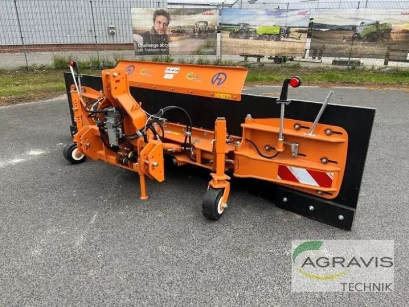 E-FARM: hauer multischieber 3200 - Komunalna tehnika - id WBMYPBD - 12 900 € - Godina proizvodnje: 2024 - Nemačka