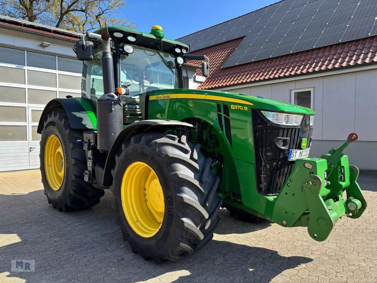 John Deere 8370 R Tractor 119.000 EUR