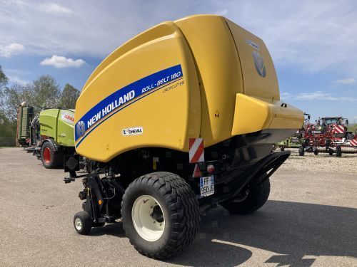 New Holland Roll-Belt 180 Cropcutter Baler €28,000