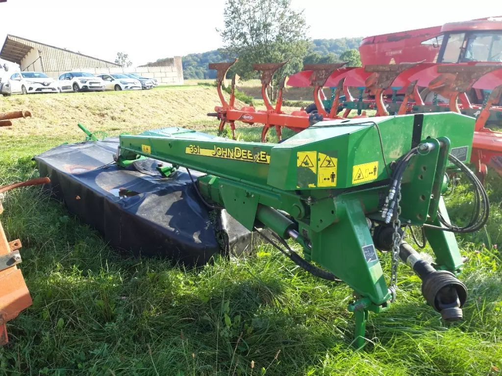 E-FARM: John Deere 331 - Mower - id P5WCRH1 - €8,500 - Year of construction: 2015 - France