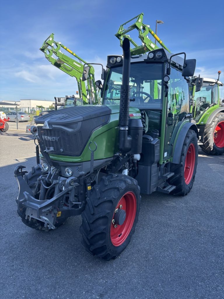 Fendt 210 Vario Tractor