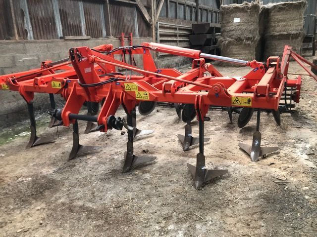 E-FARM: Kuhn mixter 100 - Kultivátor - id JNDZA49 - 10 000 EUR - Gyártási év: 2010 - Franciaország