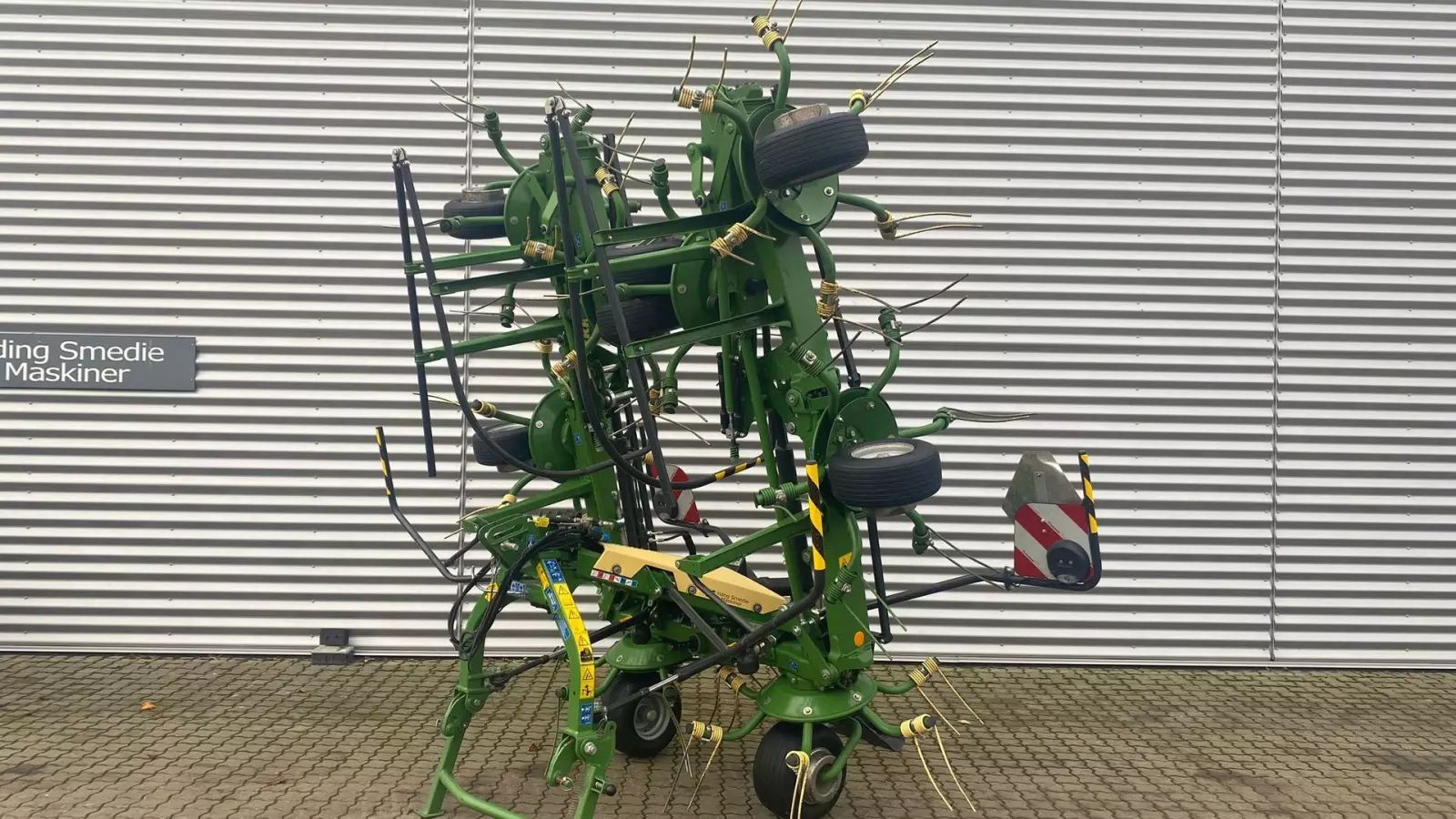 Krone Vendro 900 Rake