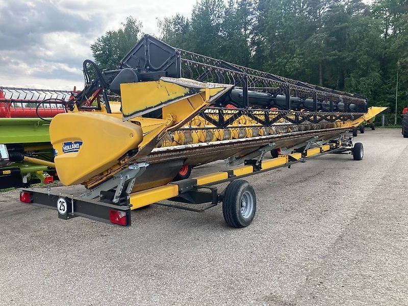 E-FARM: New Holland varifeed 41v - Header - id HKKBLDI - €29,000 - Year of construction: 2018 - Latvia