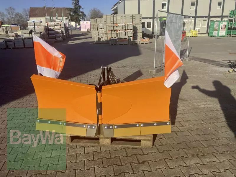 E-FARM: Kugelmann vario-schneeräumschild kugelma - Municipal equipment - id 4IJWDWT - €7,697 - Year of construction: 2022 - Germany