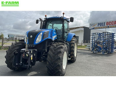 E-FARM: New Holland T8.330 - Traktor - id KWXSRRR - 57.000 € - Baujahr: 2012 - Abgelesene Motorstunden: 4.261,Motorleistung (PS): 330,Frankreich