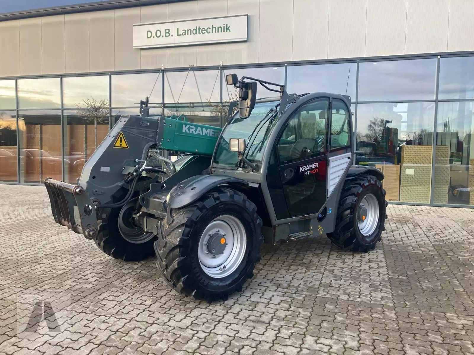 KRAMER kt 407 Încărcător telescopic 55.500 EUR