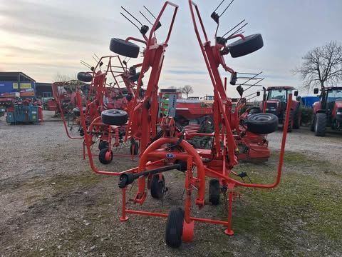 E-FARM: Kuhn GF 5902 - Faneuse - id ZHH8VB3 - 10 500 € - Année: 2022 - France