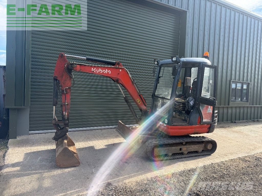 Kubota kx 61-3 Mini excavator €15,019