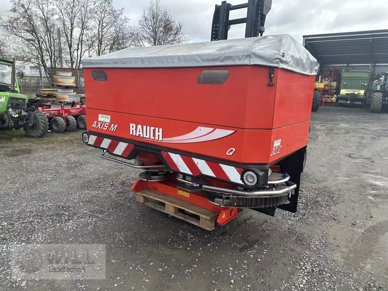E-FARM: Rauch axis-m 30.2 - Düngerstreuer - id AXG9NTK - 7.479 € - Baujahr: 2016 - Deutschland