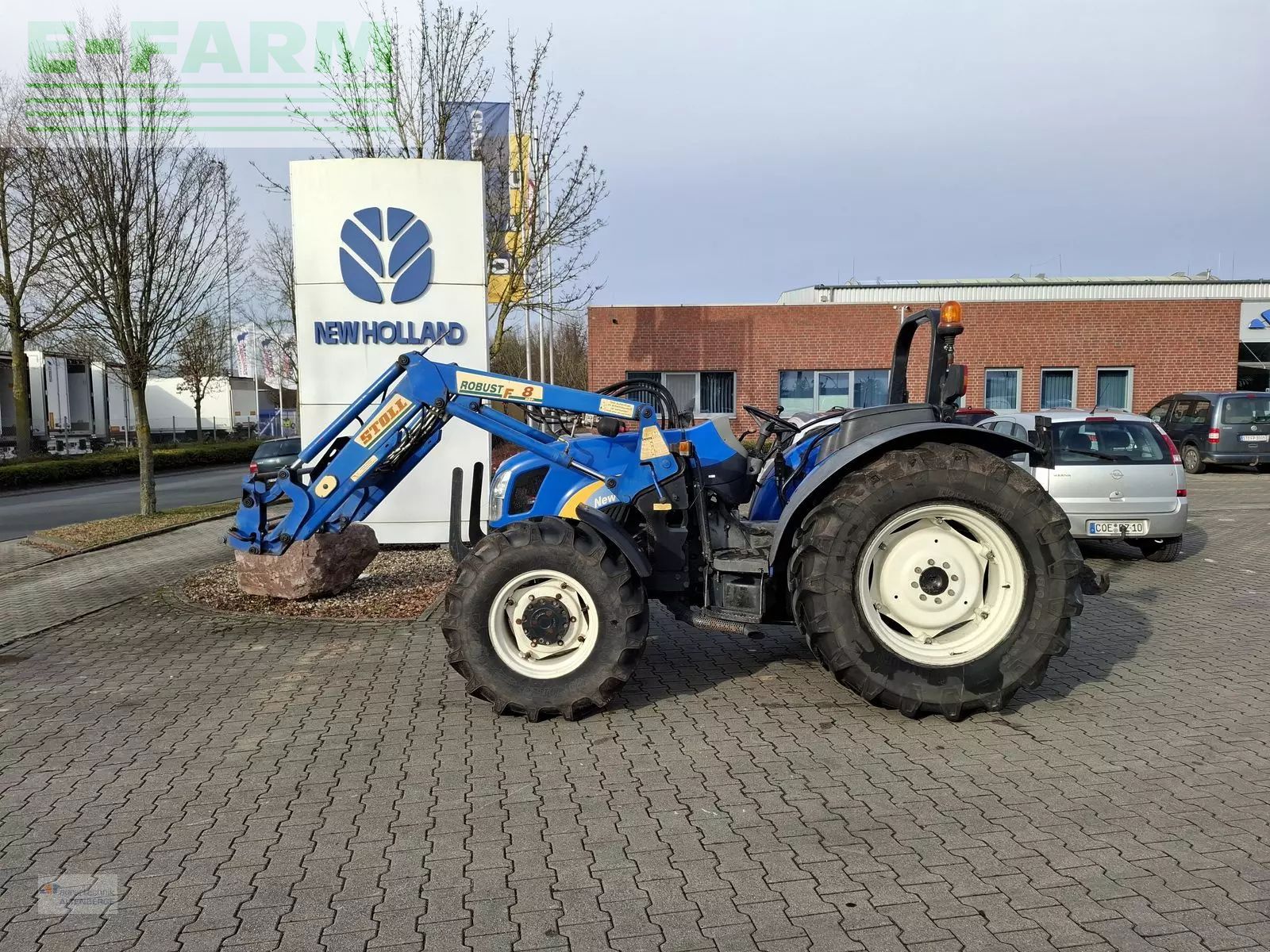 New Holland TN 70 DA Tractor