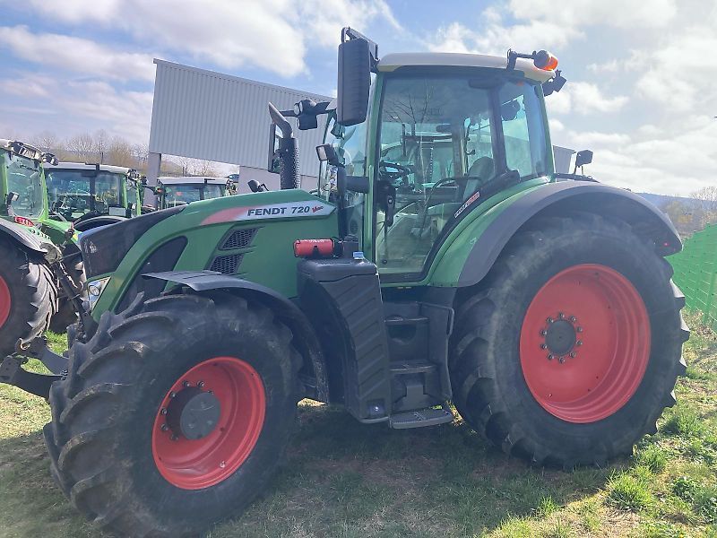 Fendt 720 Vario Profi Plus Tractor 125.000 EUR