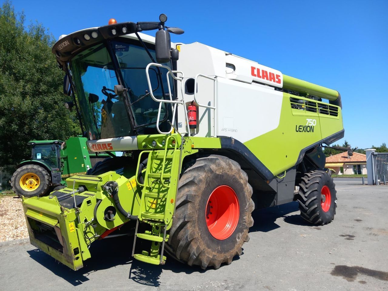 E-FARM: Claas Lexion 750 - Kombájn - id 89AXDDU - 199 000 EUR - Gyártási év: 2018 - Üzemóra (motor): 2540,Motor teljesítménye (LE): 435,Franciaország