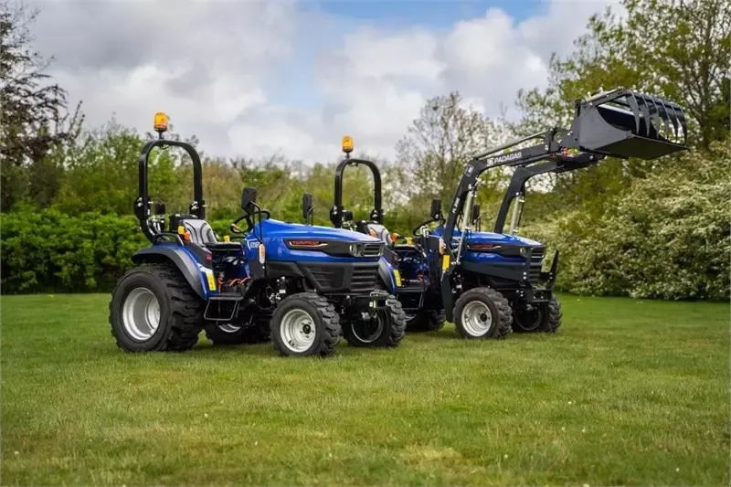 E-FARM: FARMTRAC 26 h 4wd - Traktor - id 12LW15F - 12.588 € - Baujahr: 2023 - Motorleistung (PS): 26,Dänemark