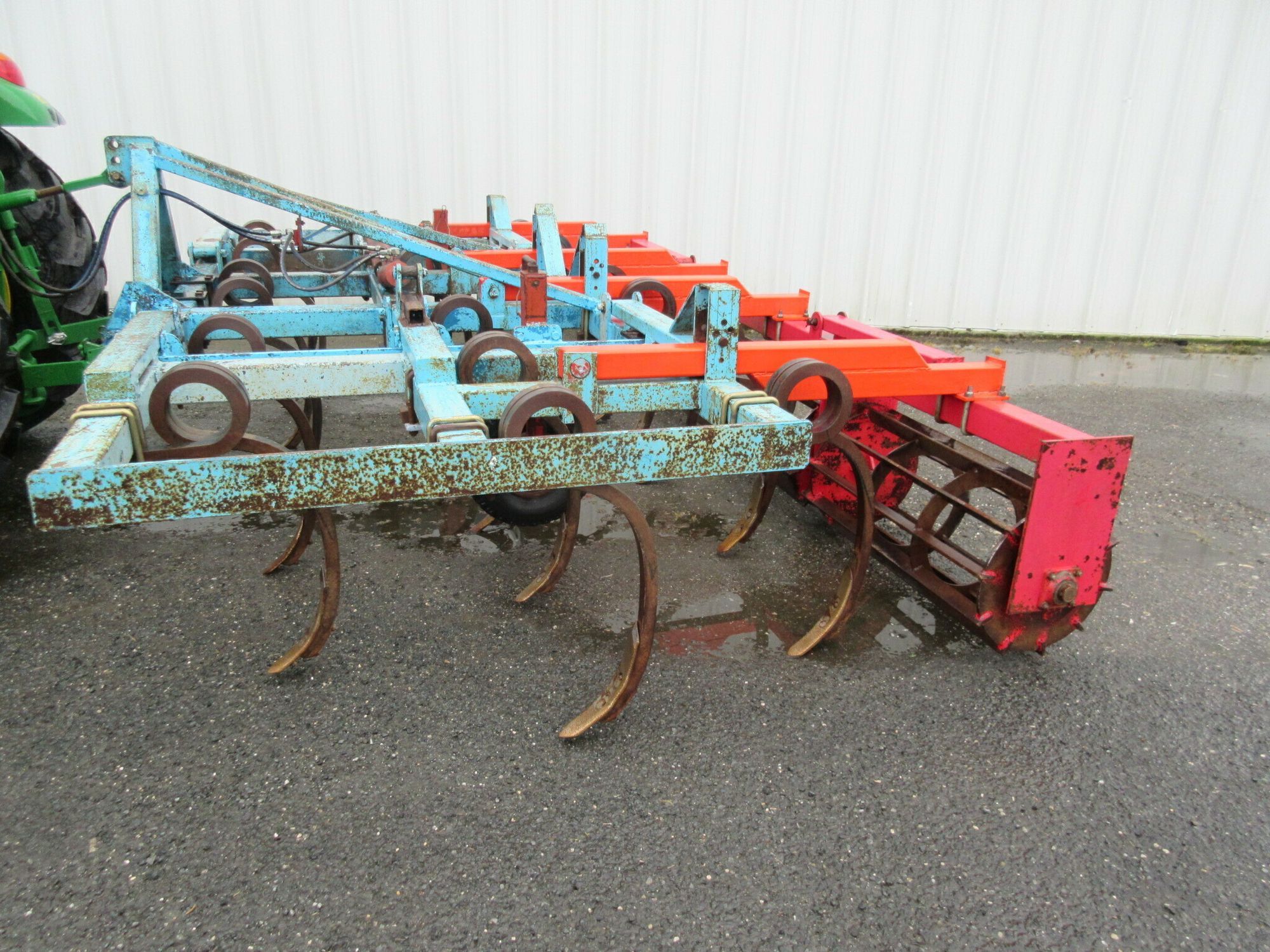 E-FARM: Carré dechaumeur - Cultivateur - id FRLXUYR - 5 000 € - Année: 2012