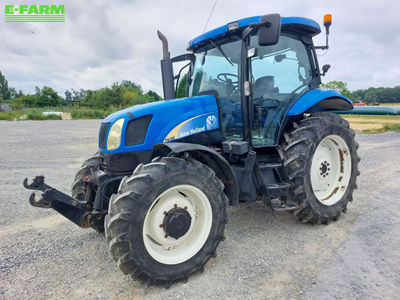 E-FARM: New Holland TL100 - Tractor - id YWV3TDN - €30,000 - Year of construction: 2004 - Engine hours: 6,610,Engine power (HP): 100,France