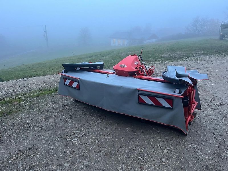 Kuhn GMD 3121 F-FF Mower €10,100