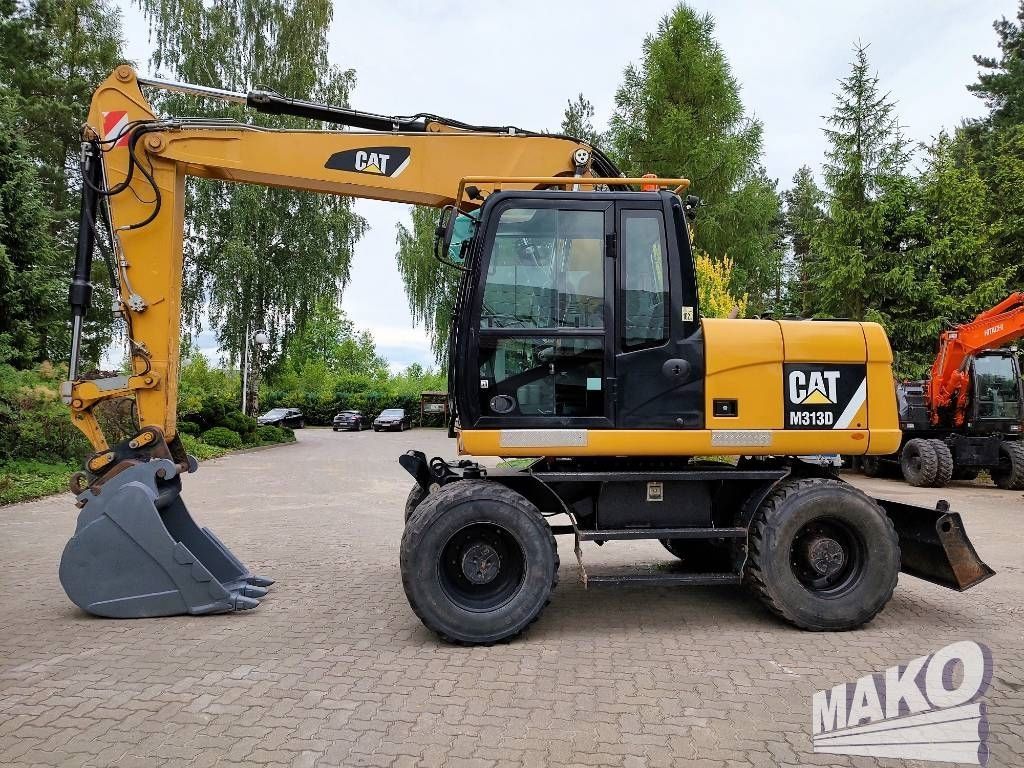 Caterpillar m 313 d Wheeled excavator €53,637
