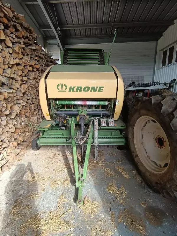 E-FARM: Krone Comprima F 155 - Πρέσσα - id LCJWCQA - 23.000 € - Χρονία: 2015 - Γαλλία