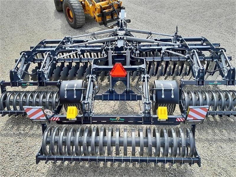 E-FARM: Agro-Tom 6 meter discharve - Scheibenegge - id ULUFSPI - 32.160 € - Dänemark