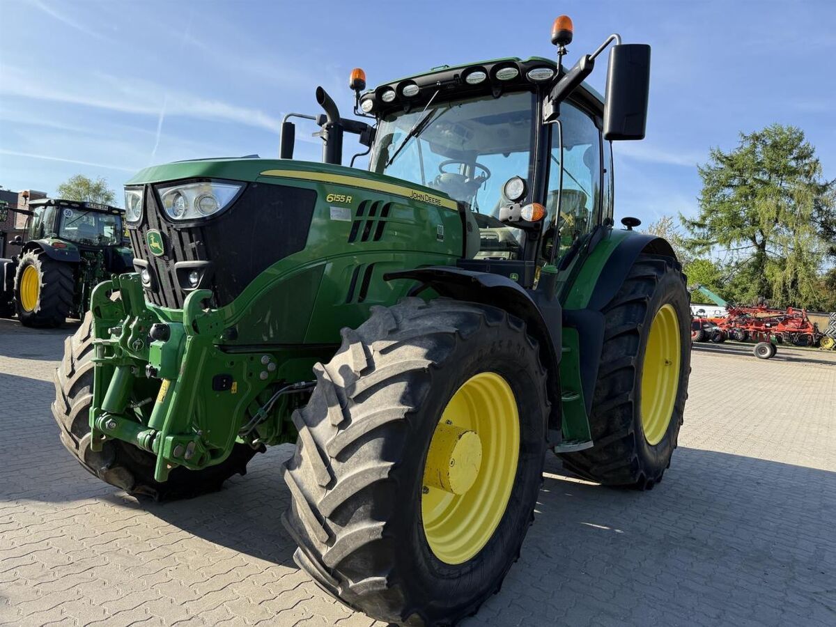 E-FARM: John Deere 6155 R - Tractor - id RJ8EQFK - €77,732 - Year of construction: 2018 - Engine hours: 7,200,Engine power (HP): 155,Germany