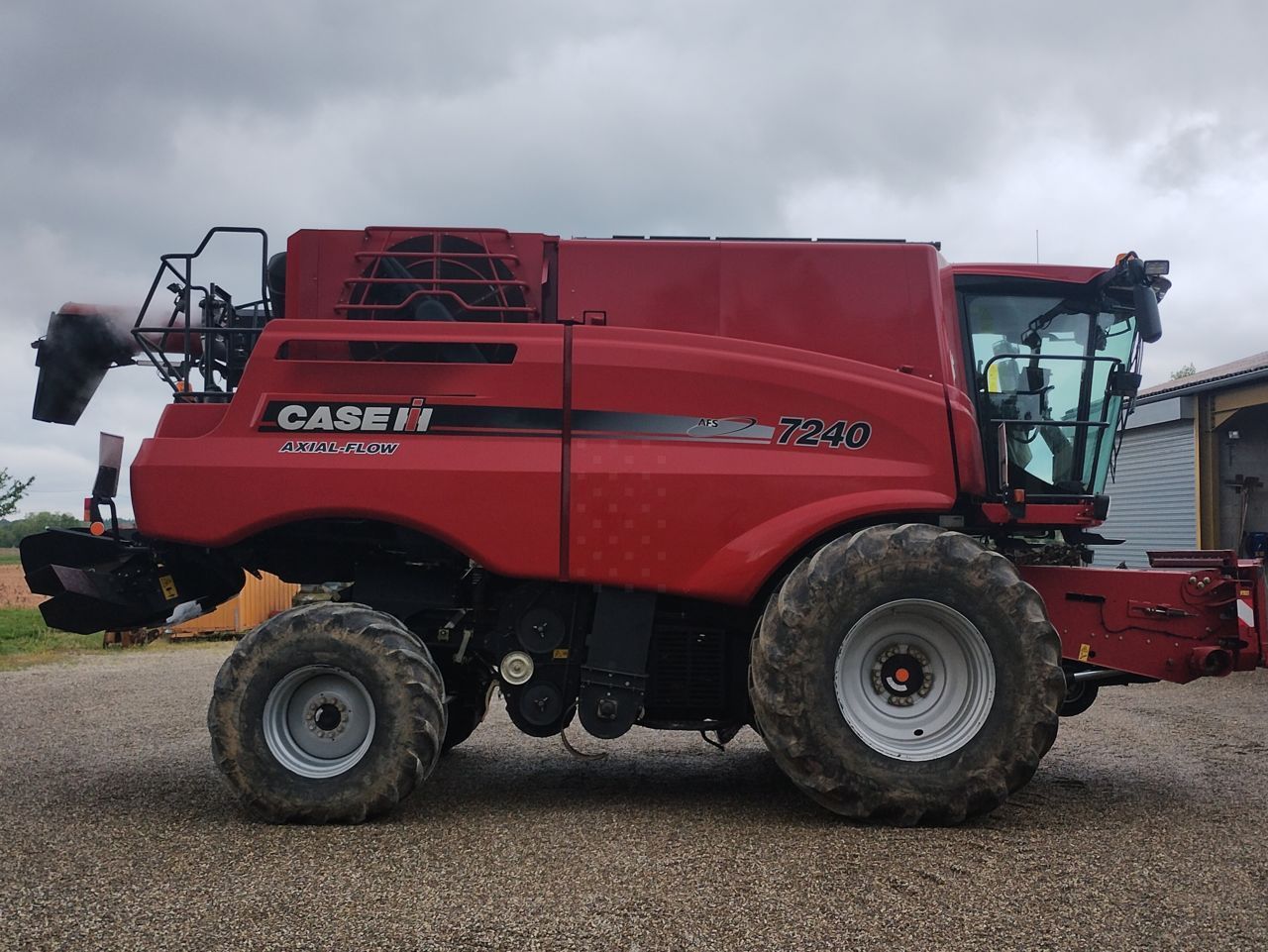 E-FARM: Case IH 7240 - Moissoneuse-batteuse - id 3FXFDJN - 207 000 € - Année: 2016 - Lecture du nombre d'heure: 2 270,Puissance du moteur (chevaux): 500,France