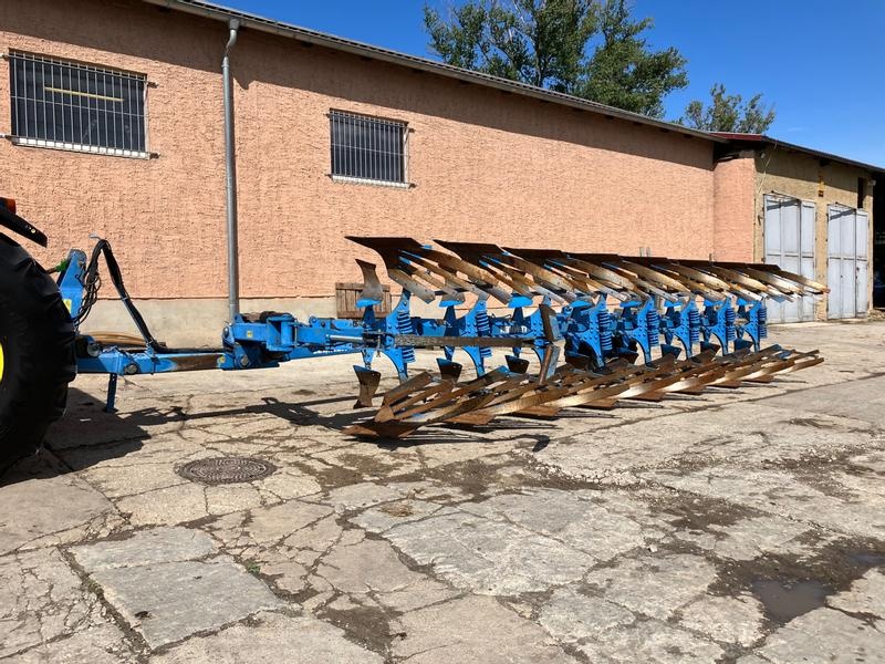 Lemken VariTitan 10 X 7+3+1 L 100 plough €22,000