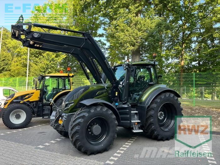 Valtra T 255 Tractor