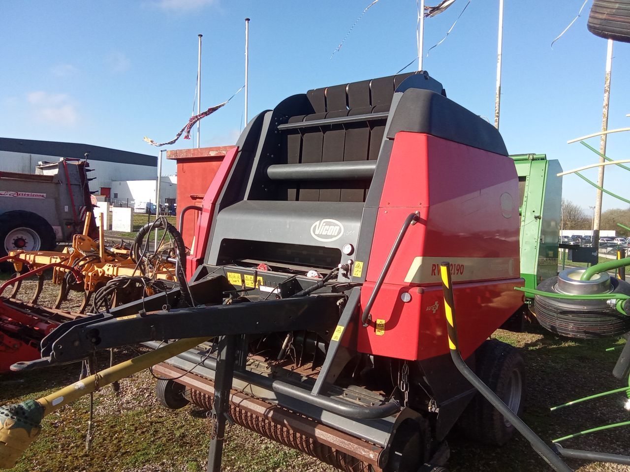 E-FARM: Vicon RV 2190 - Pressa - id 4DVIUVV - 15.000 € - Anno di costruzione: 2010 - Balle prodotte: 15.000,Francia