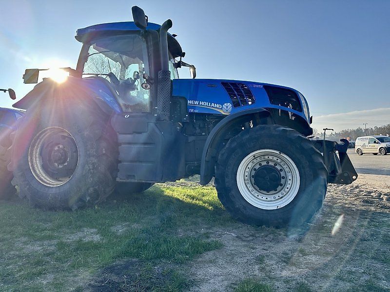 E-FARM: New Holland T8.360 - Tracteur - id PJJHJAP - 39 500 € - Lecture du nombre d'heure: 6 666 - Puissance du moteur (chevaux): 347,Allemagne
