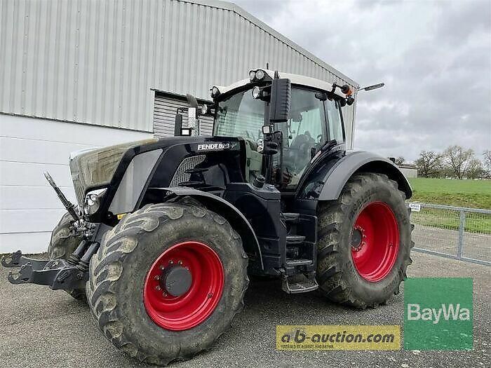 E-FARM: Fendt 828 Vario ProfiPlus - Traktor - id QBH8DPW - 87.941 € - Baujahr: 2017 - Abgelesene Motorstunden: 4.250,Motorleistung (PS): 280,Deutschland