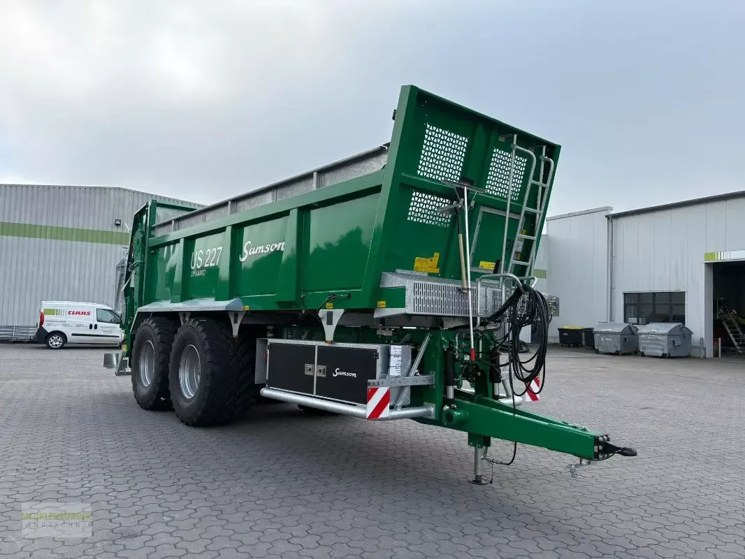 E-FARM: Samson us 227 - Épandeur de fumier et de compost - id USUYHP5 - Année: 2025 - Allemagne