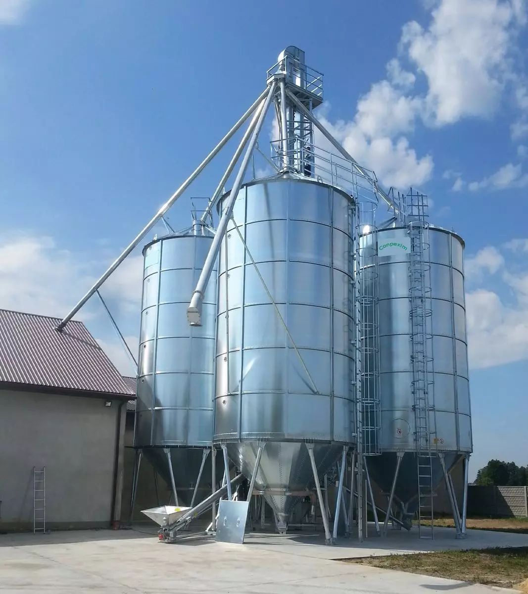 E-FARM: conpexim silo trichtersilo 109,4 t / 5,53 m dm - Trasformazione e stoccaggio cereali - id XQAPTLX - 20.514 € - Anno di costruzione: 2025 - Austria