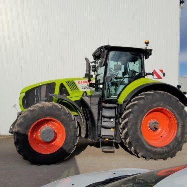 E-FARM: Claas Axion 920 - Traktor - id YLZDJRC - 155.000 € - Produktionsår: 2021 - Motortimer: 2.630,Motoreffekt (HP): 320,Frankrig