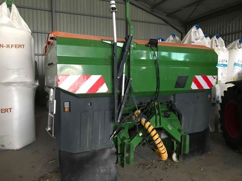 E-FARM: Amazone za ts 4700 - Fertiliser spreader - id C1VE8BT - €23,000 - Year of construction: 2018 - France