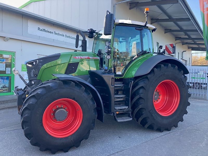 Fendt 728 Vario Tractor €216,000