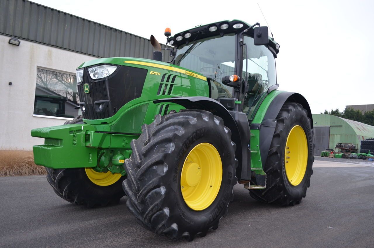 John Deere 6215 R Tractor 82.500 EUR