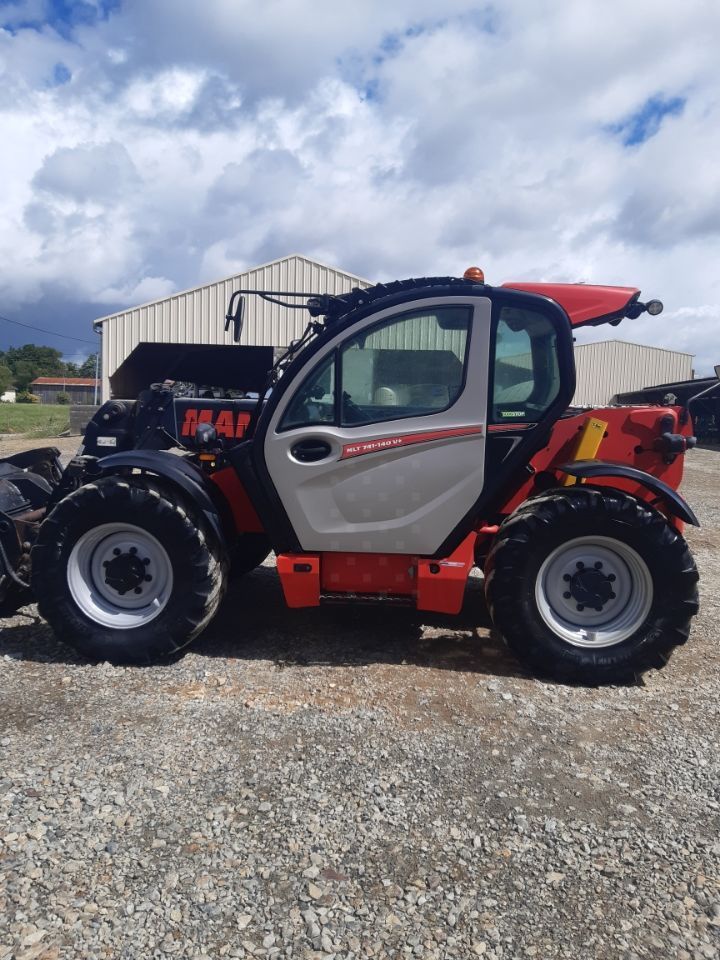 Manitou MLT 741-140 V+ Chargeur télescopique  68 000 €