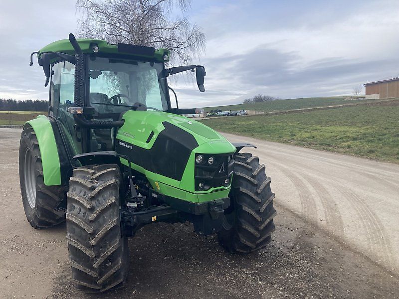 E-FARM: Deutz-Fahr 5090.4G - Traktor - id 7ESCMF3 - 49.950 € - Abgelesene Motorstunden: 4 - Deutschland