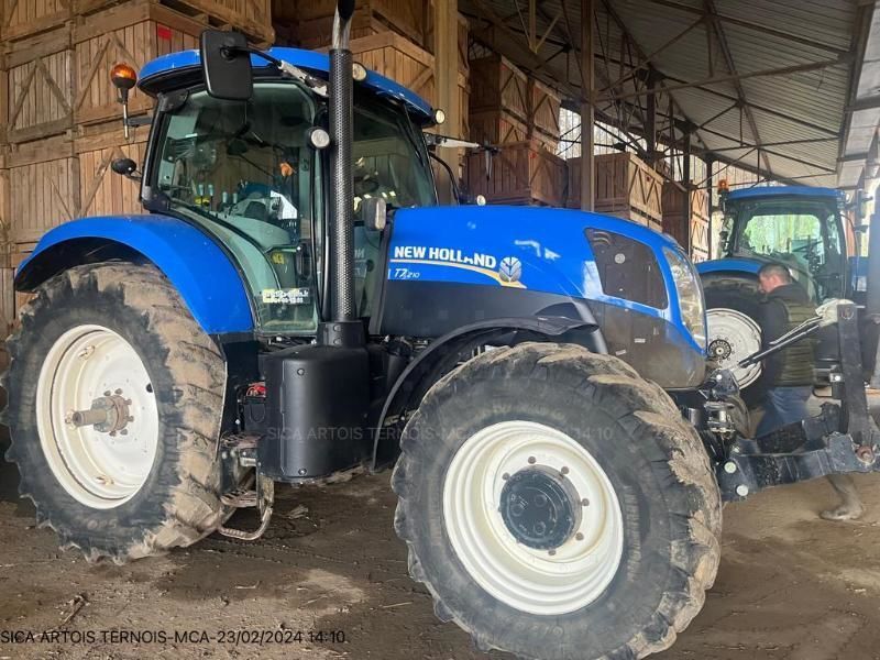 E-FARM: New Holland T7.210 - Τρακτέρ - id LVTUDMB - 51.900 € - Χρονία: 2013 - Μετρητής ωρών: 5.918,Ισχύς κινητήρα: 167,Γαλλία