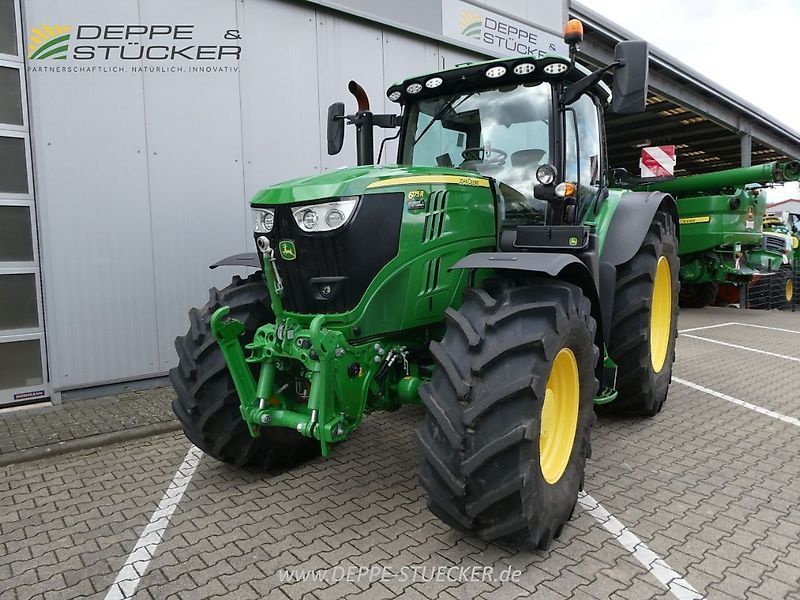 E-FARM: John Deere 6175 R - Traktor - id IW5LUCD - 133.050 € - Baujahr: 2022 - Abgelesene Motorstunden: 1.379,Motorleistung (PS): 175,Deutschland