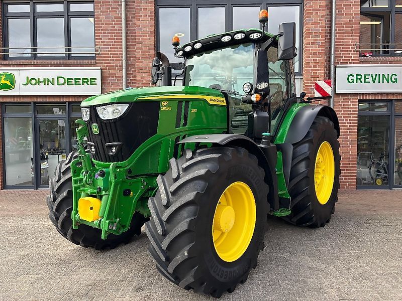 E-FARM: John Deere 6R 250 - Tractor - id SRBEQXT - €162,500 - Year of construction: 2022 - Engine hours: 1,620,Engine power (HP): 250,Germany