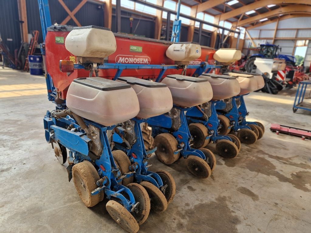 E-FARM: Monosem ngplus4 6r - Taladro de precisión - id FGLD5YZ - 15.000 € - Año: 2018 - Francia