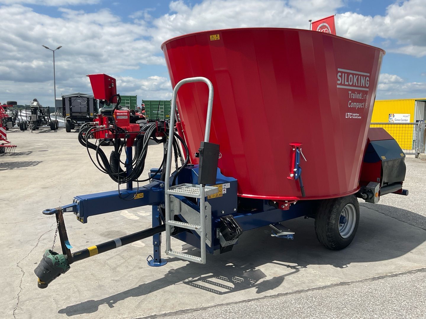 E-FARM: SILOKING TrailedLine Classic Compact 8 - Mezcladora de alimentos - id EAULJSQ - 26.583 € - Año: 2024 - Austria