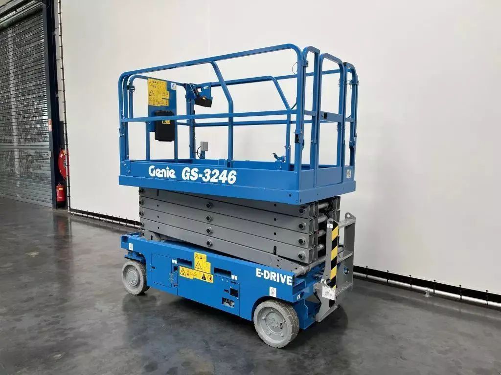 Genie gs-3246 e-drive ongebruikt Self propelled platform €19,250